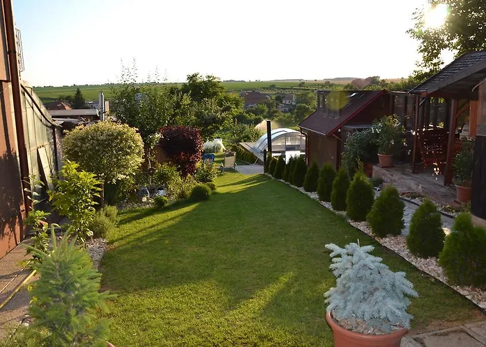 Nyaraló V Kolte Kolta